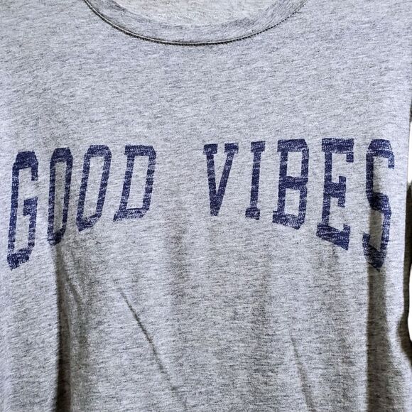 Grayson Threads Womens Cropped Good Vibes Grey T-Shirt Size Medium - Picture 4 of 11